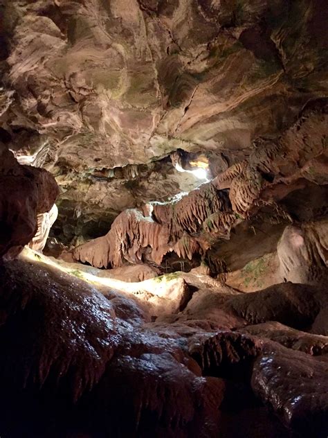 Howes cavern - Howe charged 50 cents to take visitors on a torch-lit, eight-to-10-hour tour of the caverns. Torches, flambeaus (parade torch), or lanterns were the most common lighting used. Visitors were provided with suitable clothing for the caverns trip …